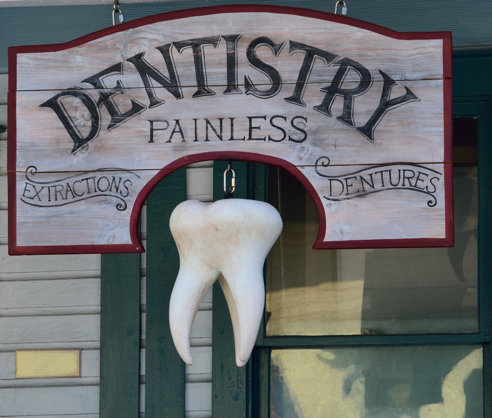 dentist sign